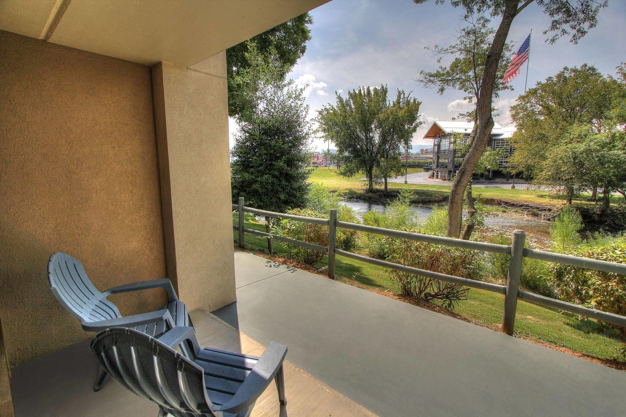 The Inn On The River Pigeon Forge Exterior foto
